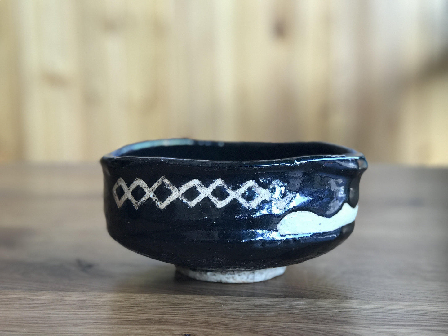 Kuro Oribe Kutsugata Chawan 織部沓形茶碗 - NIPPON CHA